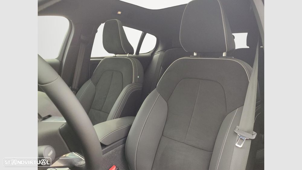 Volvo EC40 82 kWh Single Motor Extended Range Plus - 11