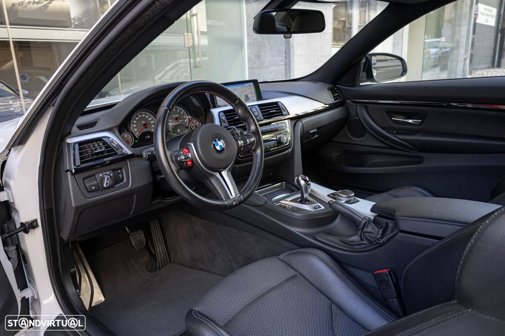 BMW M4 Auto - 7