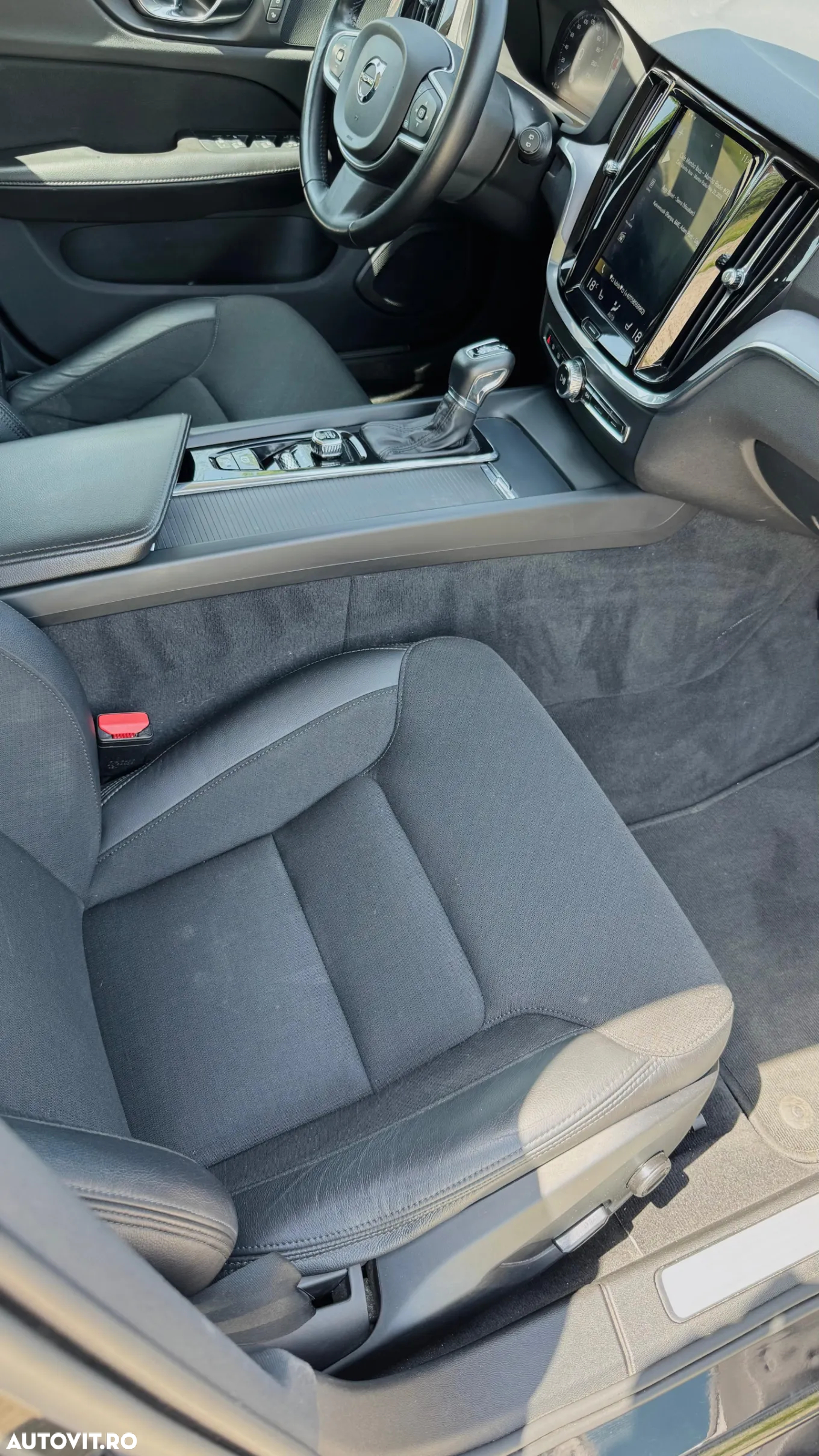 Volvo V60 D4 Geartronic Momentum Pro - 13