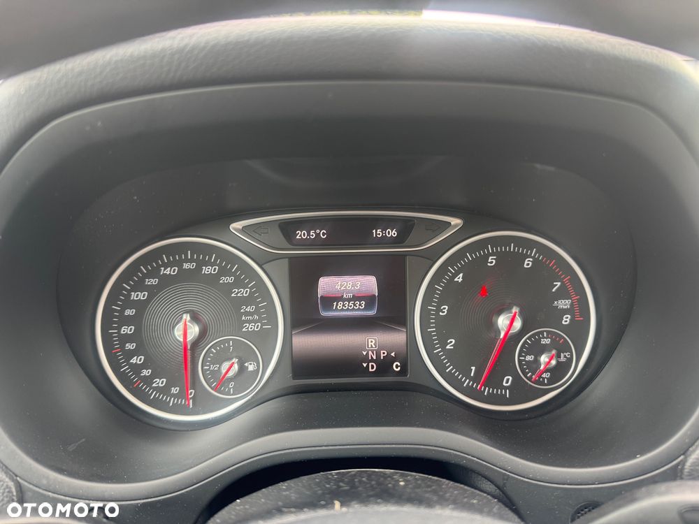 Mercedes-Benz Klasa B 220 4Matic 7G-DCT Edition - 12