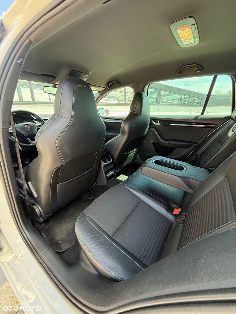 Skoda Octavia 2.0 TDI (Green tec) RS - 16