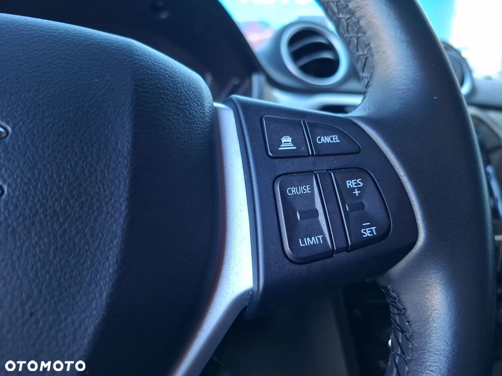 Suzuki Vitara 1.4 Boosterjet SHVS Premium 4WD - 23