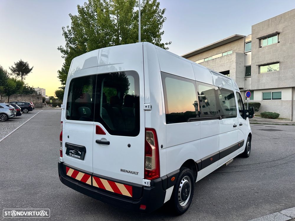 Renault Master 17 Lugares - 12