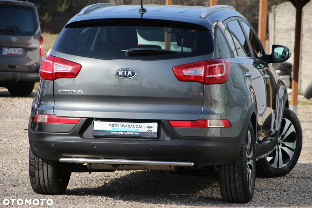 Kia Sportage 2.0 CVVT 2WD Spirit - 18