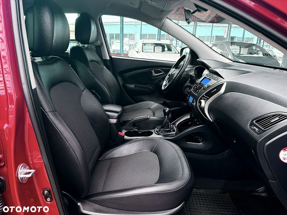 Hyundai ix35 - 12