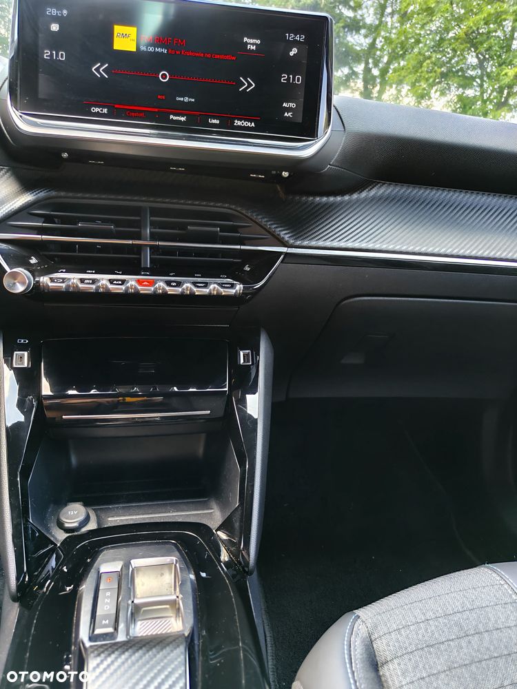 Peugeot 2008 BlueHDi 130 Allure S&S EAT8 - 16