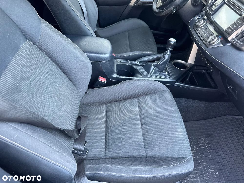 Toyota RAV4 2.0 Active 4x4 - 29