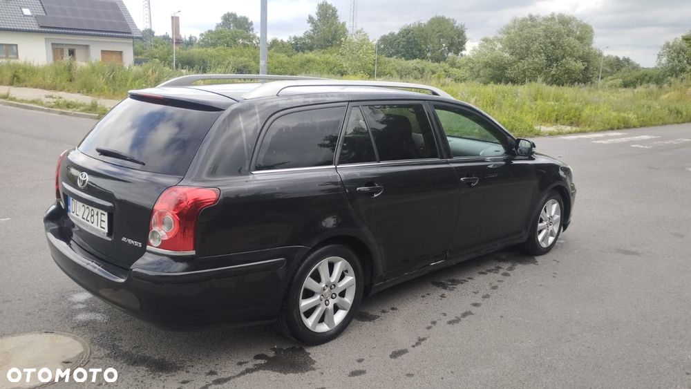 Toyota Avensis 1.8 VVT-i Sol - 8