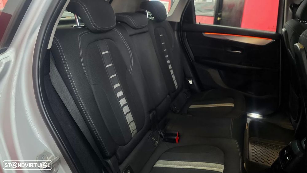 BMW 216 Active Tourer d Line Sport - 48