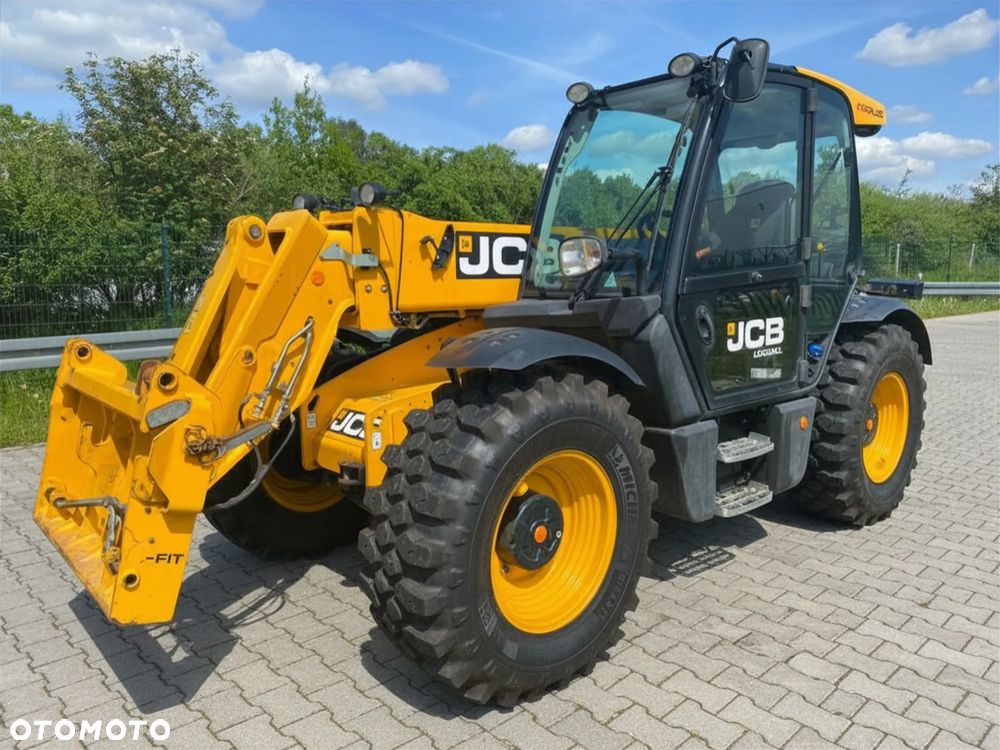 JCB 541-70 Agri Plus - 8