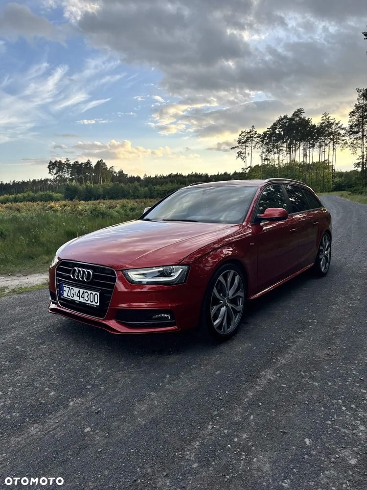 Audi A4 Avant 2.0 TDI Quattro Line - 2