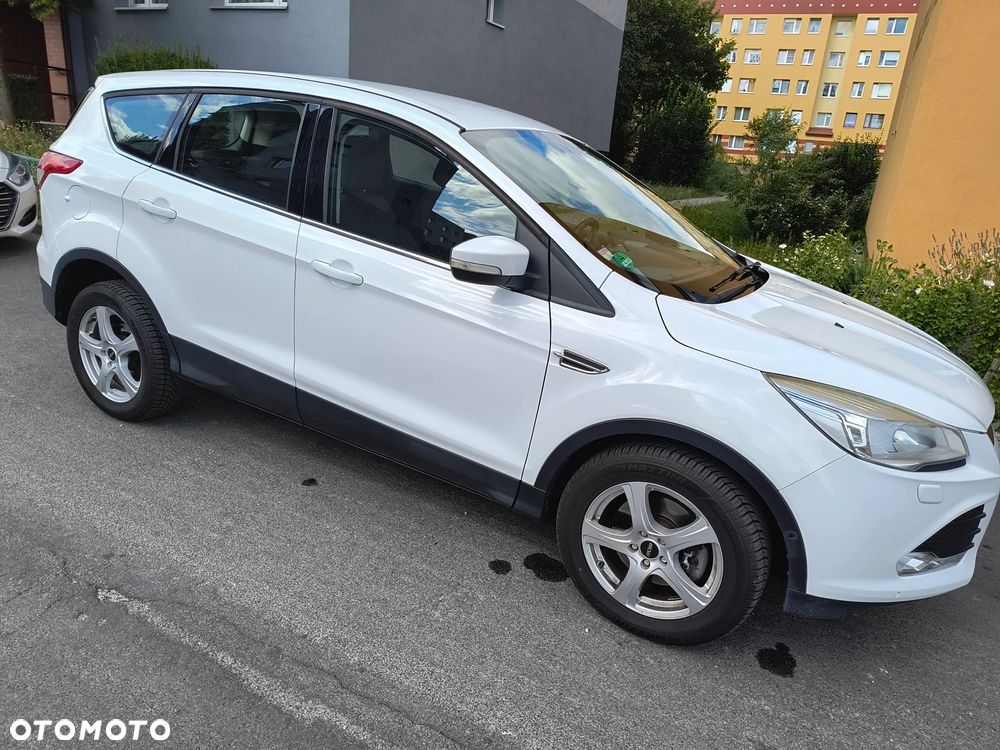 Ford Kuga 2.0 TDCi Titanium - 4