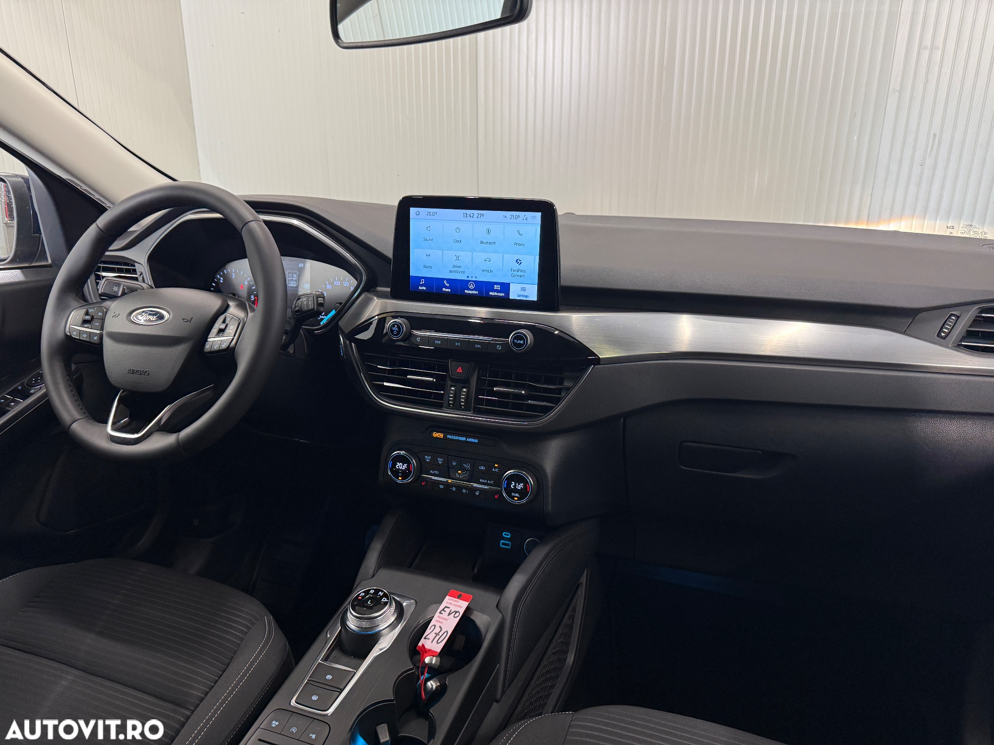 Ford Kuga 1.5 EcoBlue A8 FWD Titanium - 8