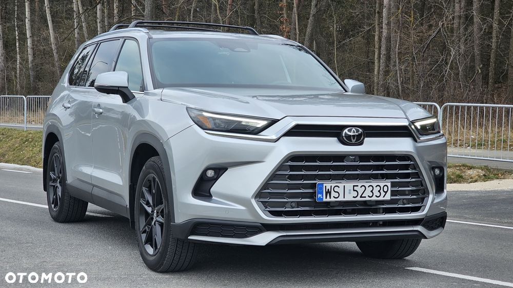 Toyota Grand Highlander - 2