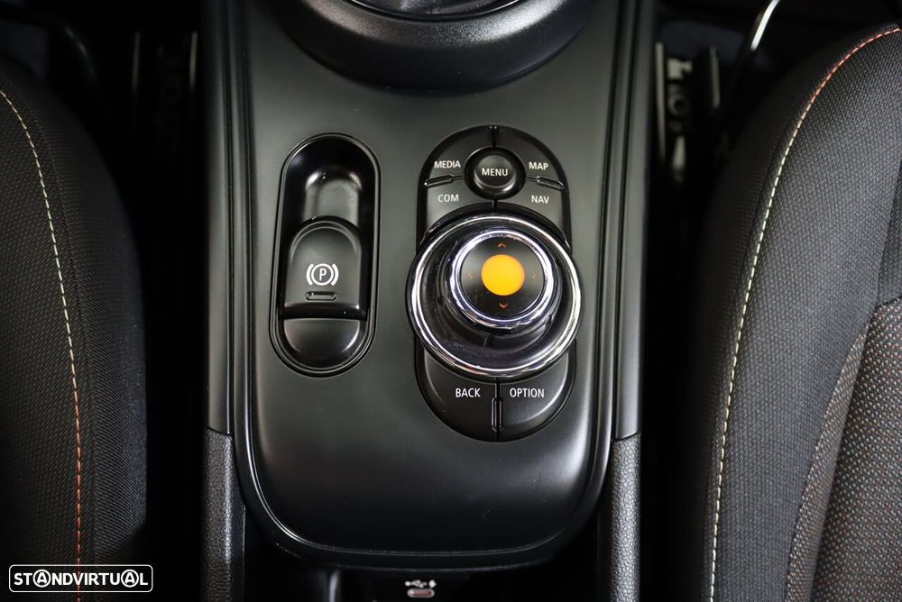 MINI Countryman Cooper SE ALL4 Auto - 30