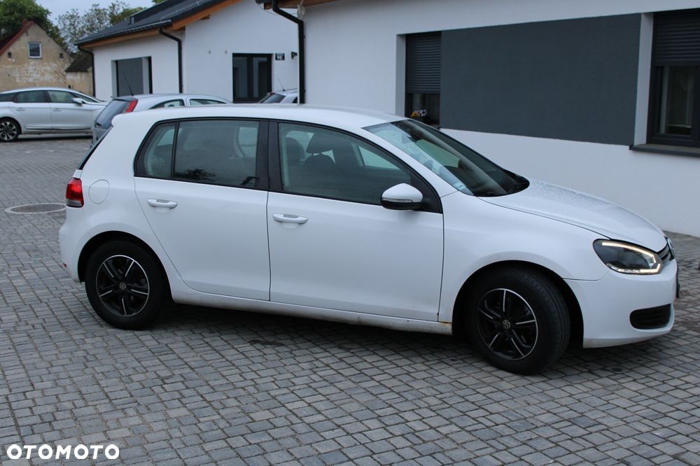 Volkswagen Golf - 2