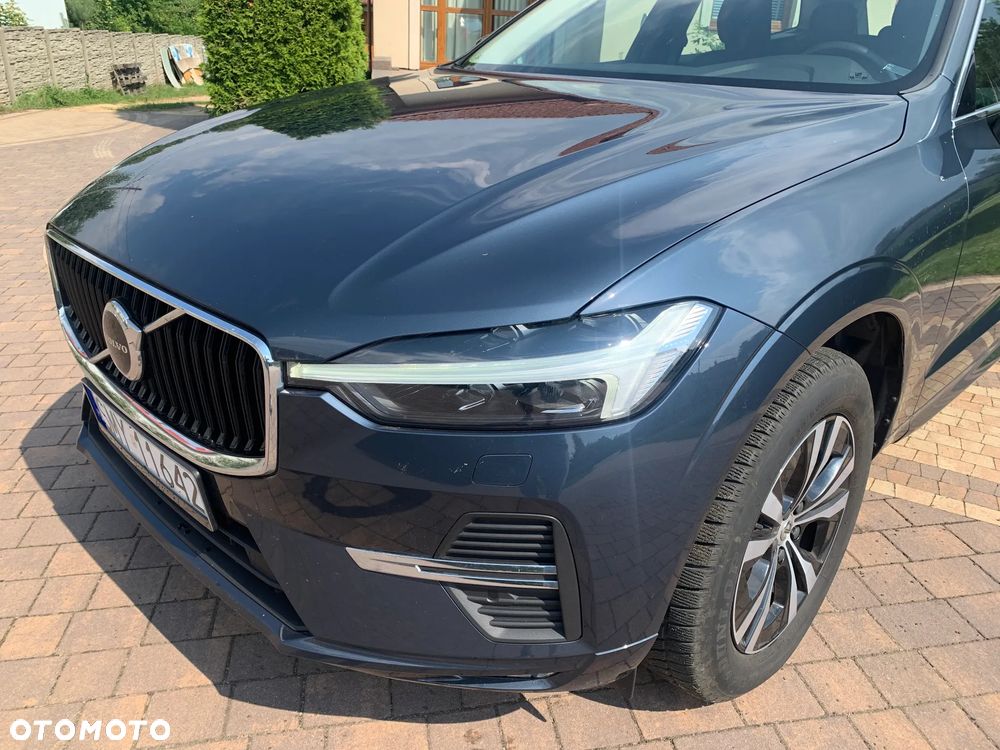 Volvo XC 60 B4 D AWD Momentum Pro - 9