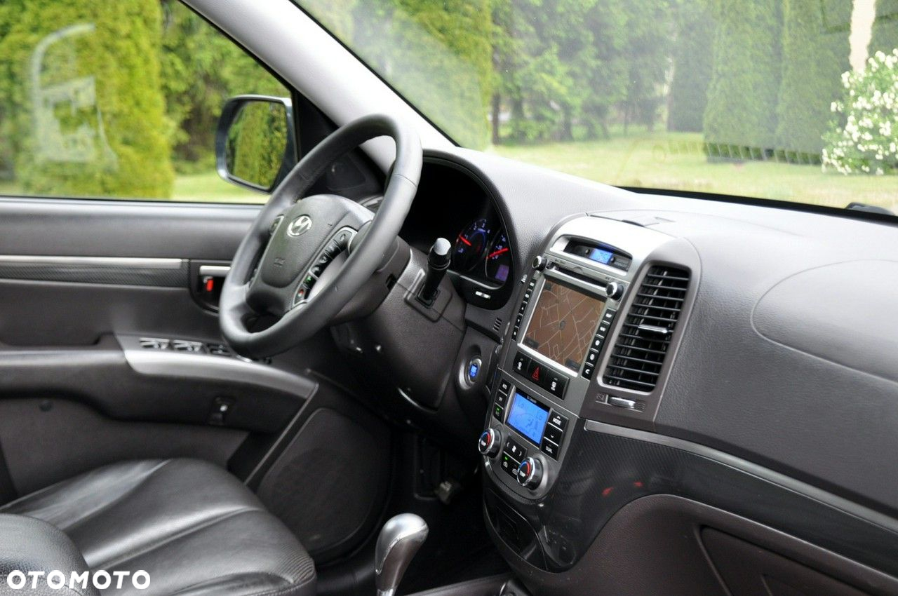 Hyundai Santa Fe - 18