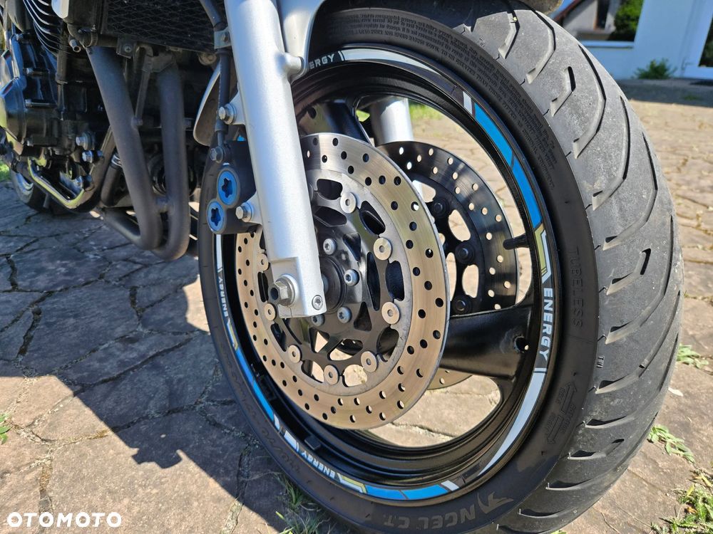 Yamaha FZS - 23