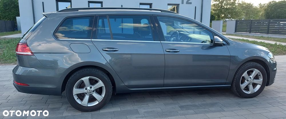 Volkswagen Golf 1.6 TDI Sound - 8