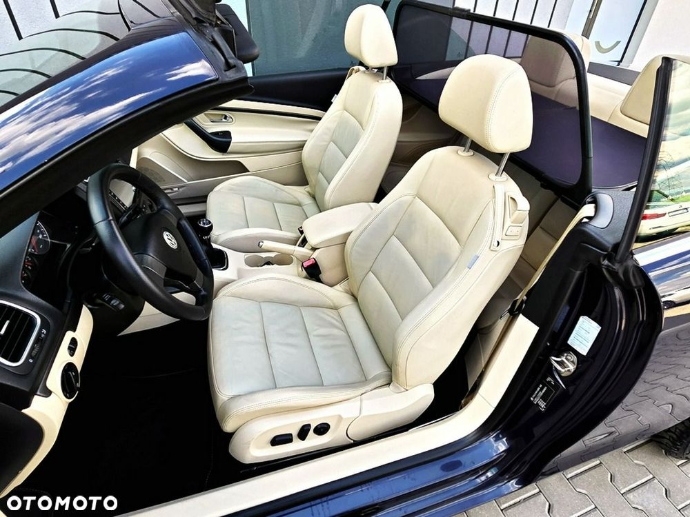 Volkswagen Eos - 25