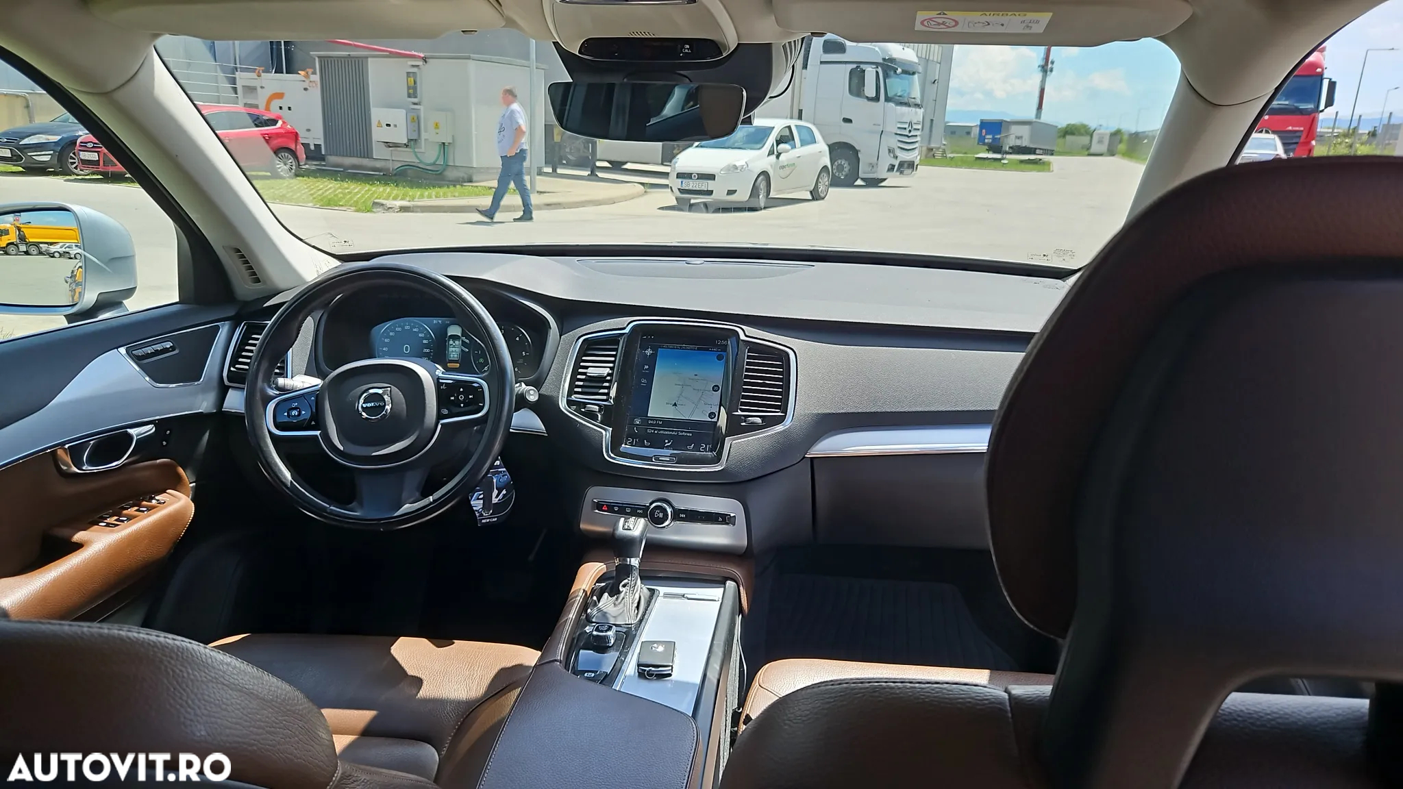 Volvo XC 90 D5 AWD Momentum - 11