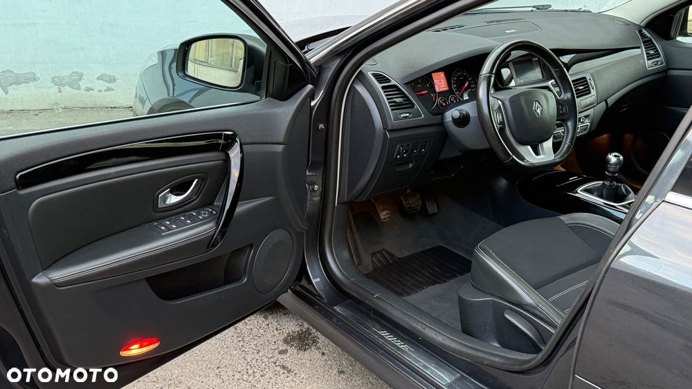 Renault Laguna 2.0 dCi Bose Edition - 6