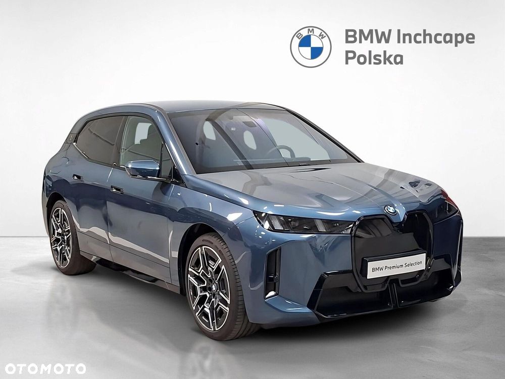 BMW iX xDrive45 100.6kWh - 8
