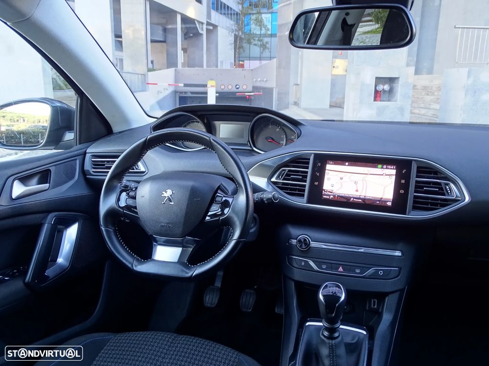 Peugeot 308 1.5 BlueHDi Style - 28