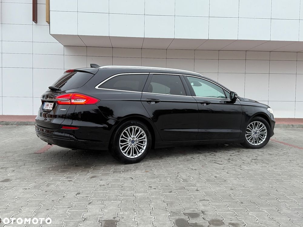 Ford Mondeo SW 2.0 Hybrid Titanium - 8