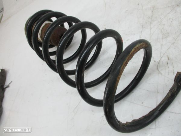 Mola Suspensao Tras Citroen Berlingo (B9) - 3
