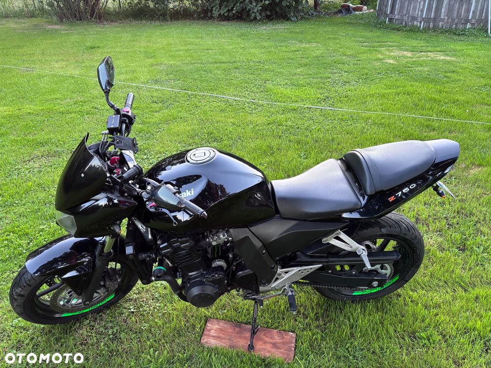 Kawasaki Z - 2
