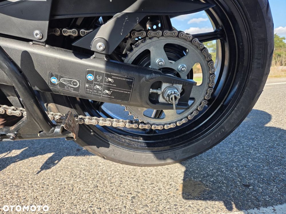Kawasaki Versys 1000 - 9