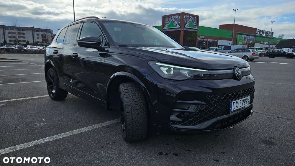 Volkswagen Tiguan - 11