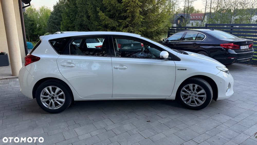 Toyota Auris 1.8 HSD Prestige - 13