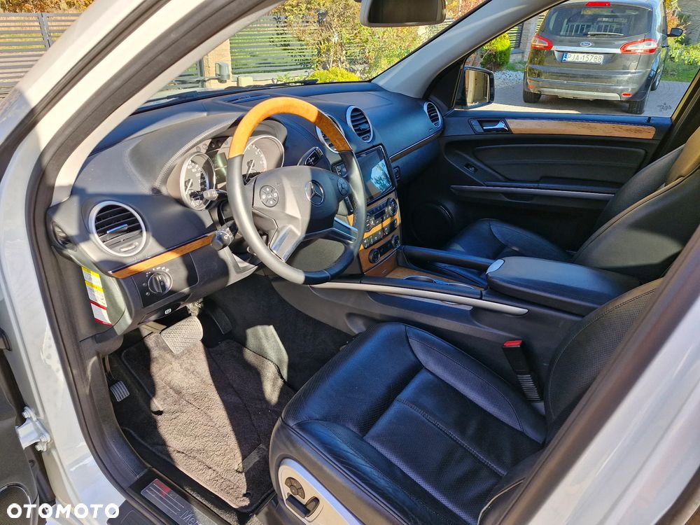 Mercedes-Benz Gl 2011 photo 3