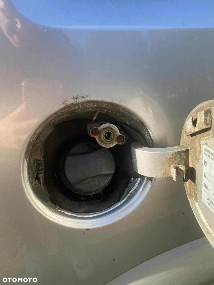 Opel Meriva 1.6 16V - 8