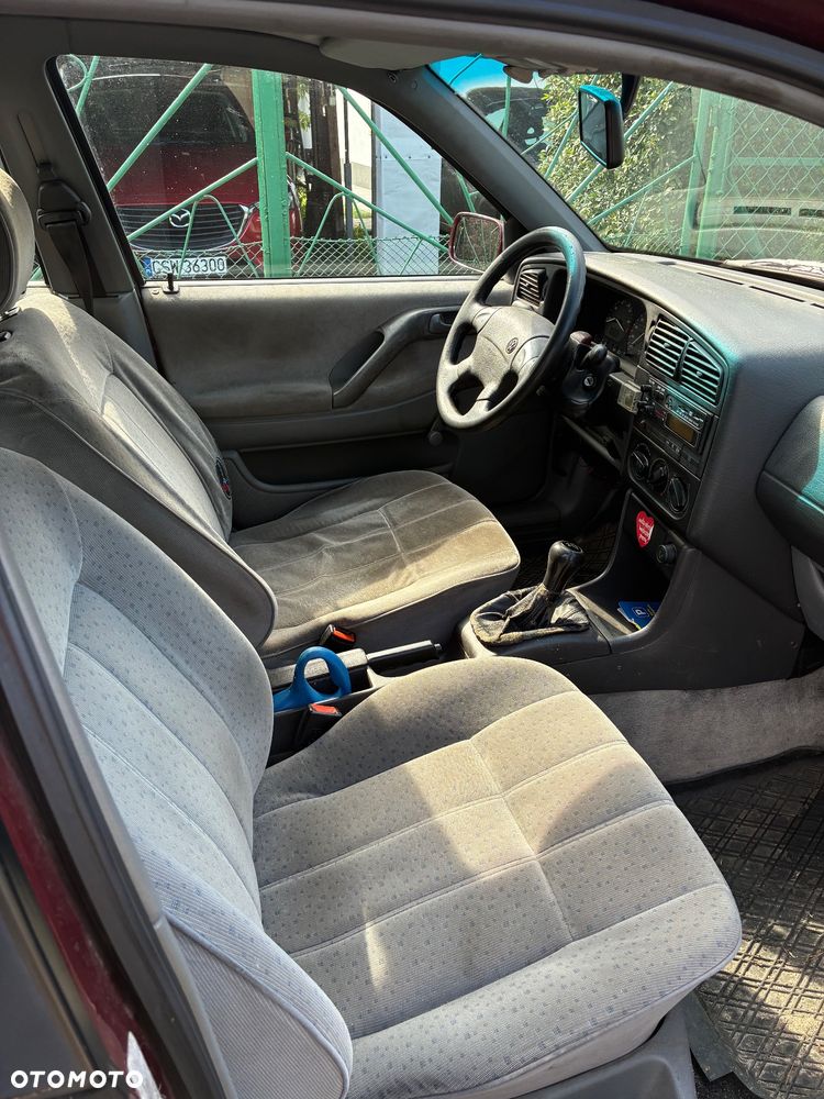 Volkswagen Passat 1.9 TDI GL - 5