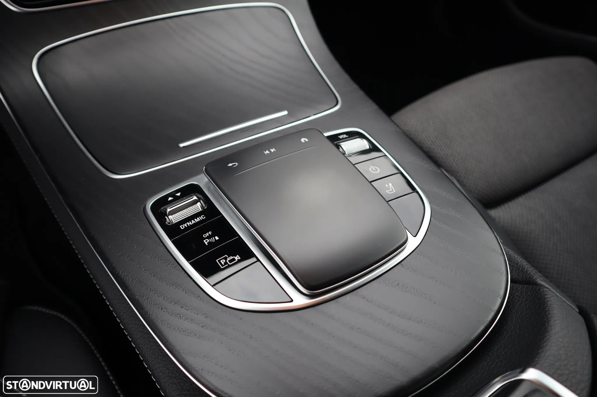 Mercedes-Benz E 300 de Avantgarde - 26