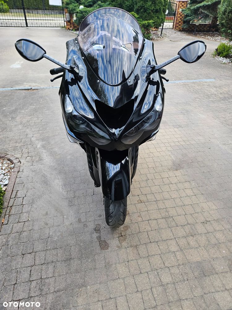 Kawasaki ZZR - 6