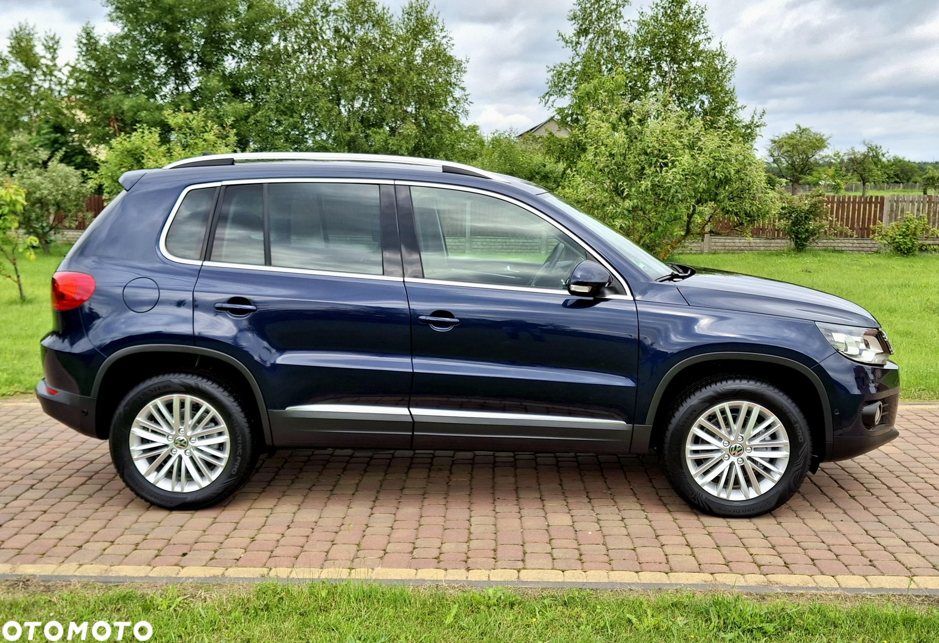 Volkswagen Tiguan 2.0 TDI DPF 4Motion BlueMotion Technology DSG Cup Track & Style - 11