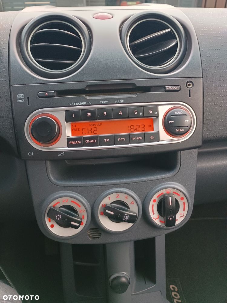 Mitsubishi Colt - 5