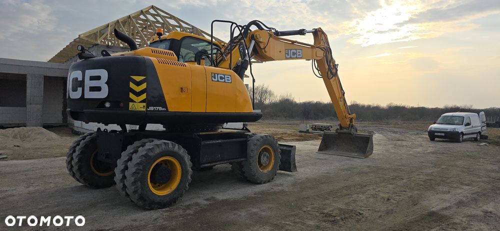 JCB JS 175W+ - 38