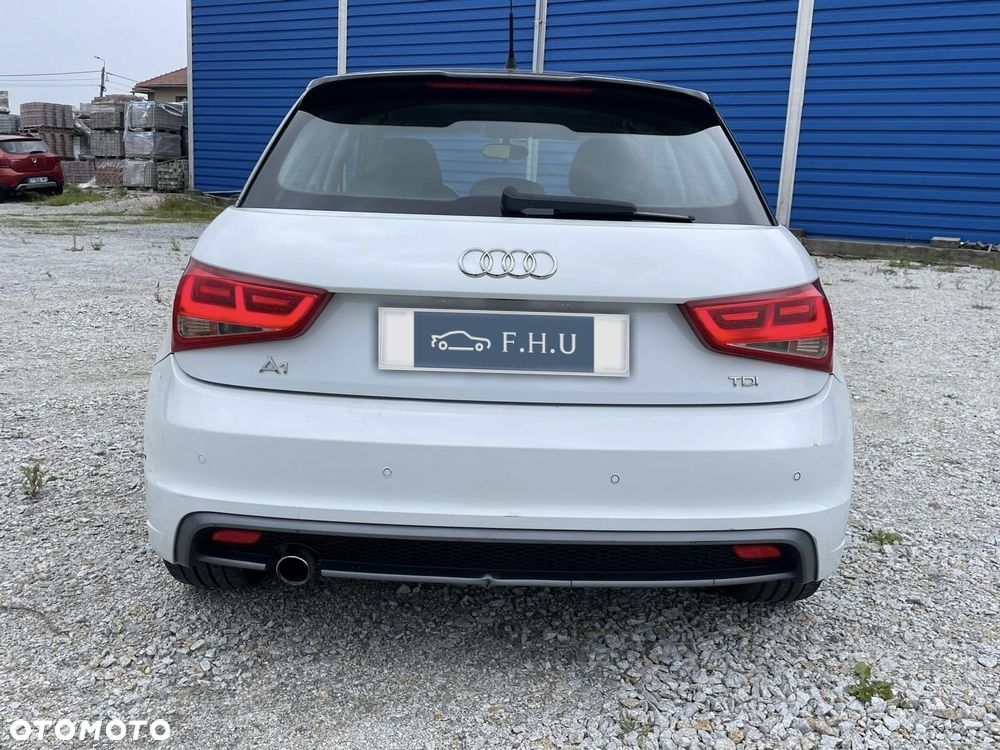 Audi A1 Sportback 1.6 TDI S line edition - 6