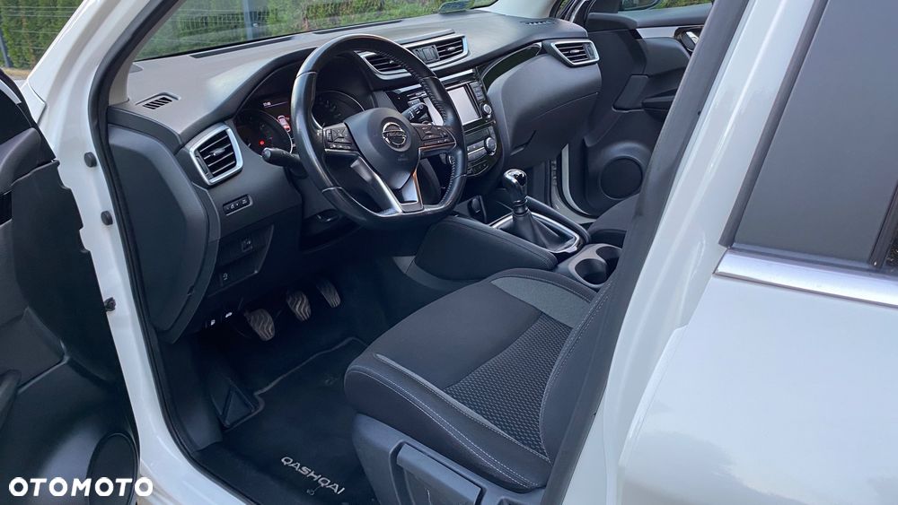 Nissan Qashqai - 10