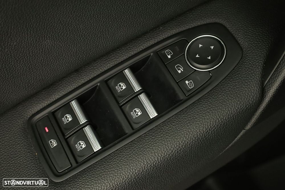 Renault Captur 1.0 TCe Techno Bi-Fuel - 18