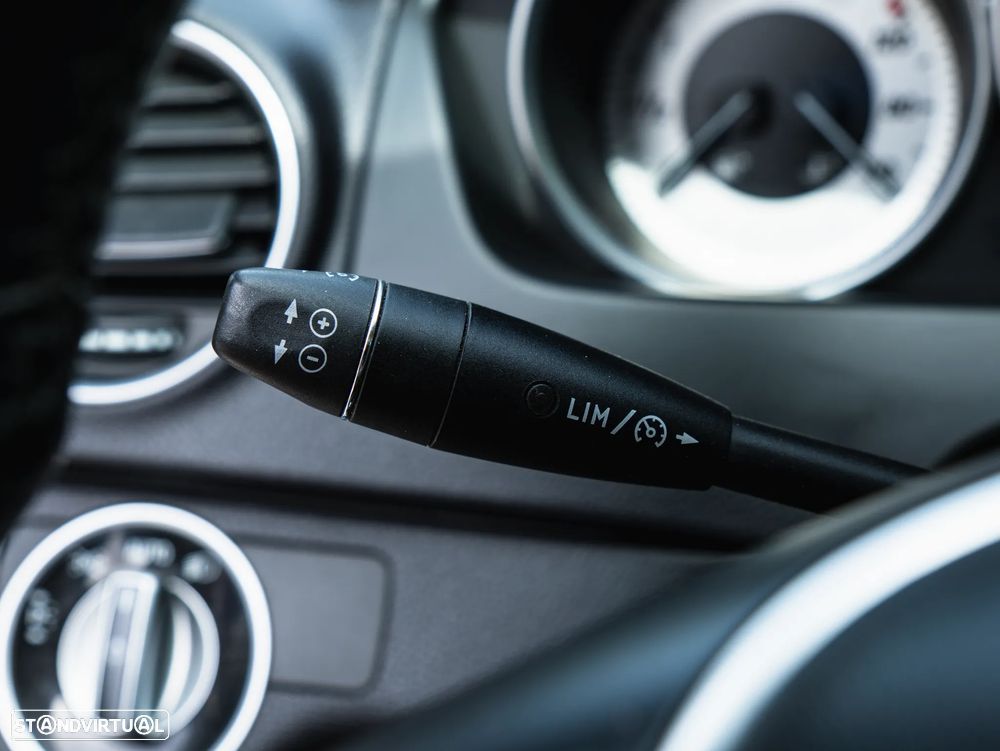 Mercedes-Benz C 250 Station CDI 7G-TRONIC Avantgarde Edition - 17