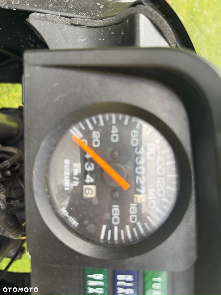 Suzuki DR - 9