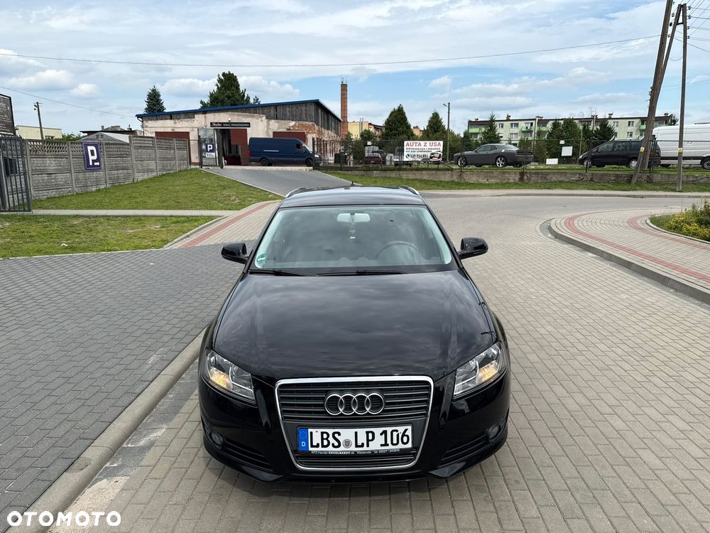 Audi A3 Sportback - 3