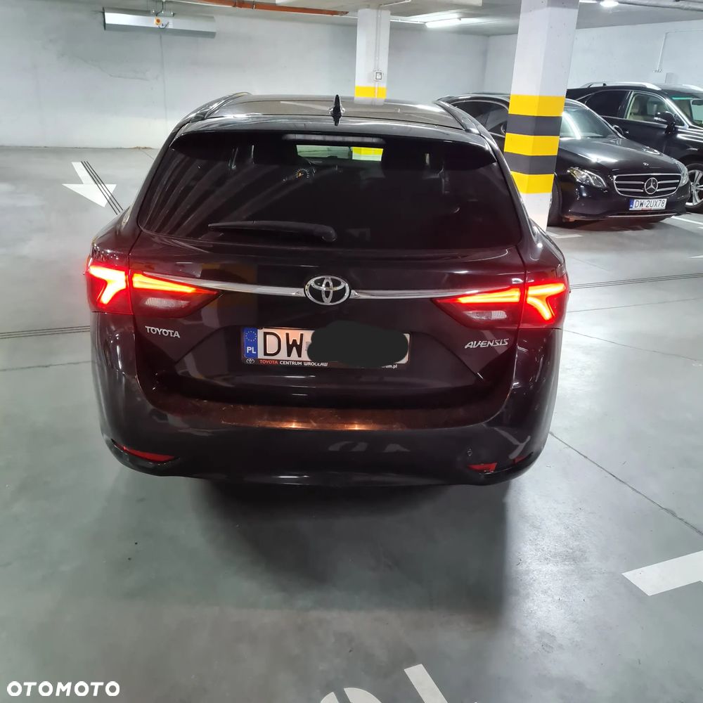 Toyota Avensis 1.8 Premium MS - 2
